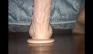 Attracting this 17 inch dildo nigh my ass