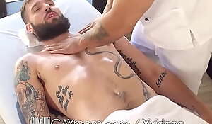 Gayroom bearded client gets pounded